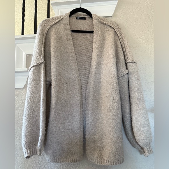 Cozy Beige Women's Sweater - Picture 4 of 7
